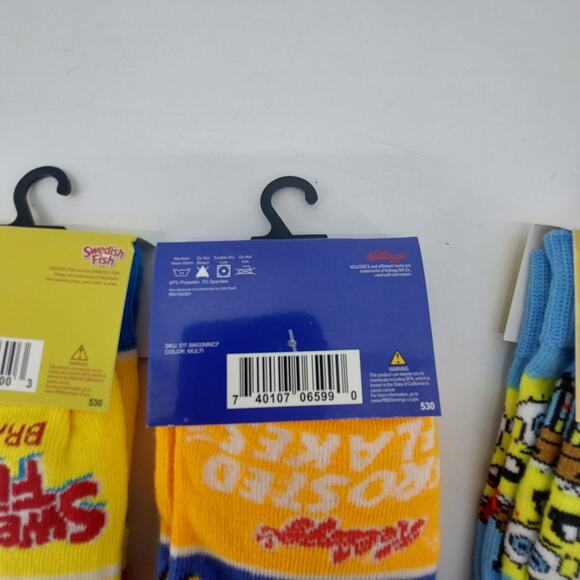 Set of 3 Designer Socks Sponge Bob Frosted Flakes Swedish Fish - Picture 4 of 8